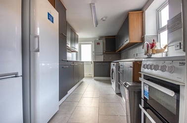 Claremont Road, Spital Tongues, Newcastle - Image 2